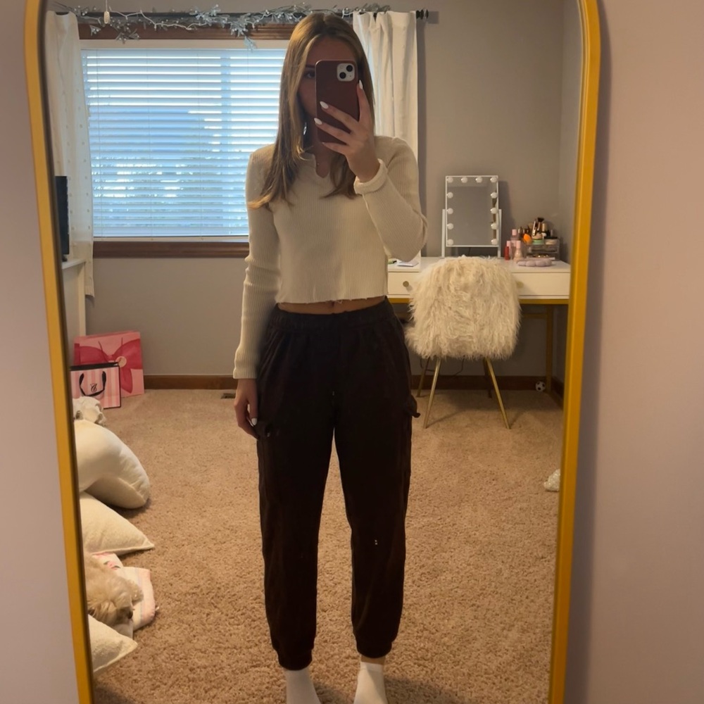 Brown cargo sweats